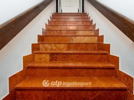 Eladó ház Budapest III. kerület, Csillaghegy 161 nm