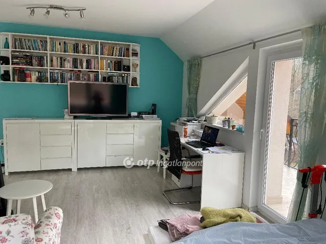 Eladó ház Budapest II. kerület, Budaliget 360 nm