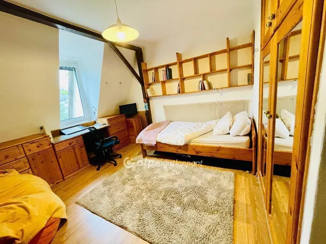 Eladó ház Budapest III. kerület, Csillaghegy 161 nm