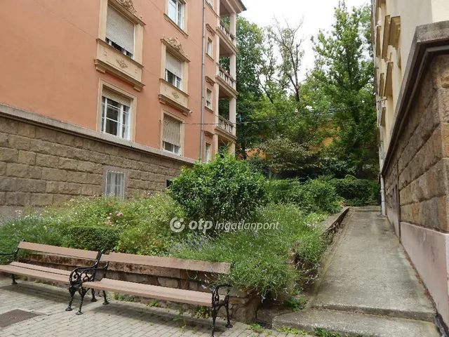 Eladó lakás Budapest II. kerület, Rózsadomb 155 nm