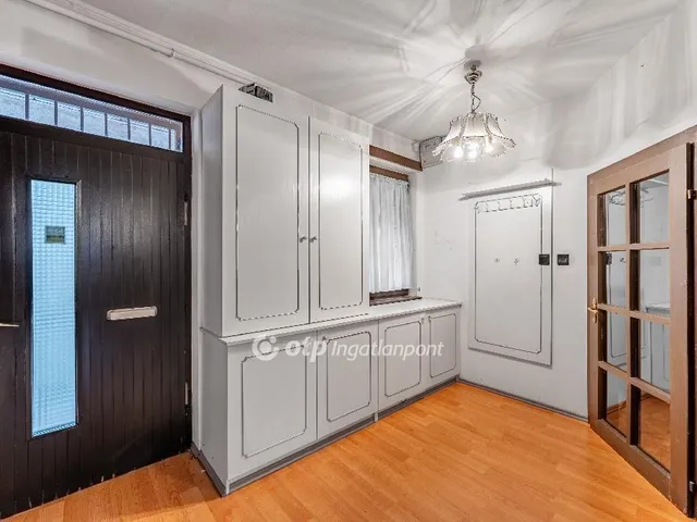 Eladó lakás Budapest II. kerület, Rézmál 175 nm