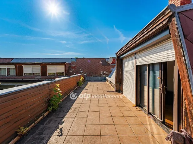 Eladó lakás Budapest II. kerület, Rézmál 175 nm