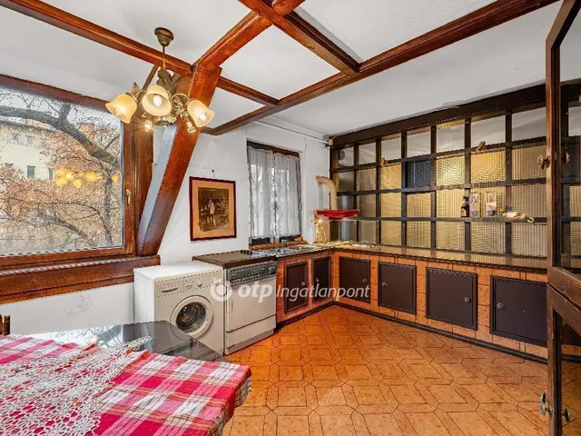 Eladó lakás Budapest II. kerület, Rézmál 175 nm