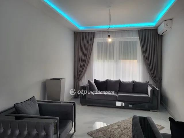 Eladó ház Budapest III. kerület, Rómaifürdő 272 nm