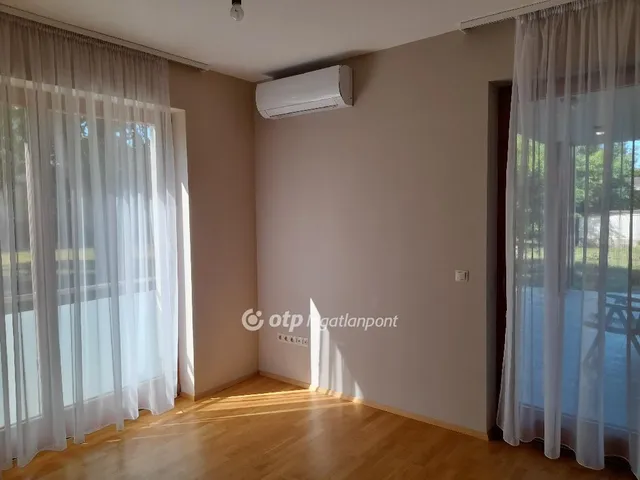 Eladó ház Budapest II. kerület, Erzsébetliget 273 nm
