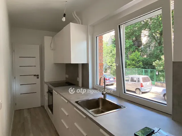 Eladó lakás Budapest III. kerület, Újlak III. ker. 77 nm