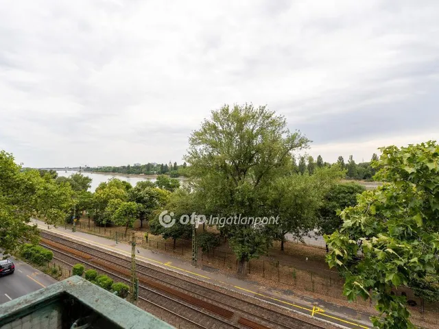 Eladó lakás Budapest II. kerület, Újlak II. ker. 39 nm