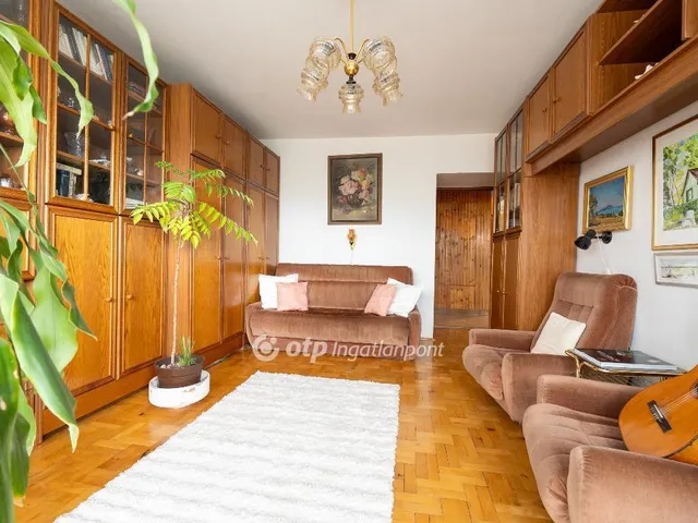 Eladó lakás Budapest II. kerület, Csatárka 57 nm