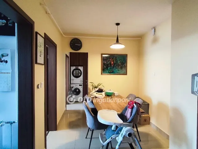 Eladó lakás Budapest III. kerület, Békásmegyer 56 nm