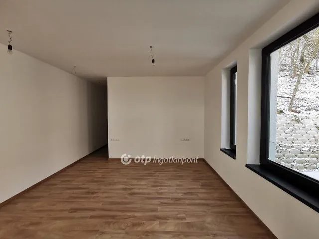Eladó lakás Budapest II. kerület, Budaliget 103 nm