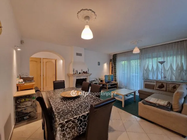 Eladó lakás Budapest II. kerület, Vérhalom 128 nm