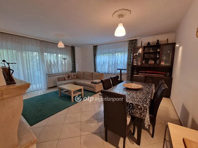 Eladó lakás Budapest II. kerület, Vérhalom 128 nm