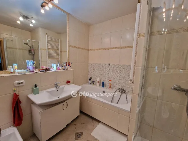 Eladó lakás Budapest II. kerület, Vérhalom 128 nm