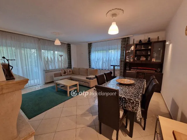 Eladó lakás Budapest II. kerület, Vérhalom 128 nm