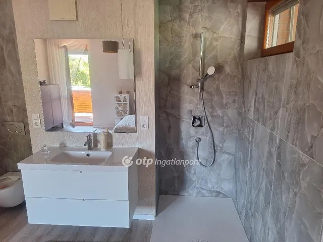 Eladó lakás Budapest III. kerület, Aquincum 78 nm