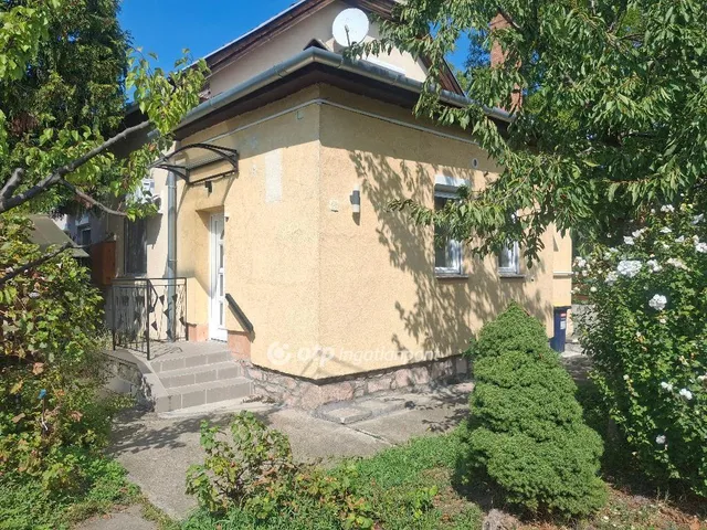 Eladó ház Budapest III. kerület, Csillaghegy 72 nm