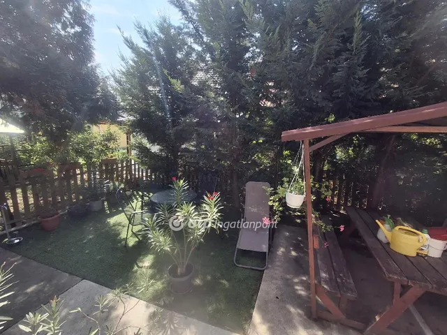 Eladó ház Budapest III. kerület, Csillaghegy 90 nm