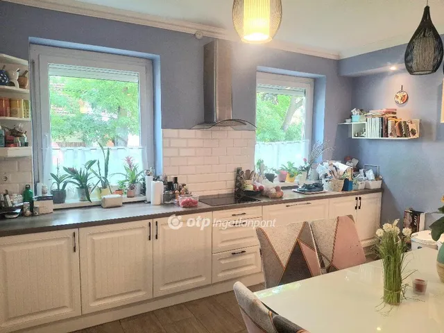 Eladó ház Budapest III. kerület, Csillaghegy 90 nm