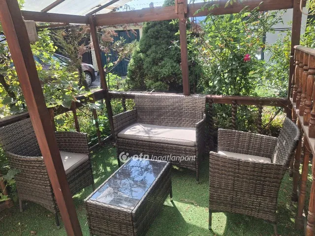 Eladó ház Budapest III. kerület, Csillaghegy 162 nm