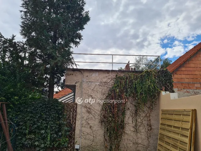 Eladó lakás Budapest III. kerület, Csillaghegy 45 nm