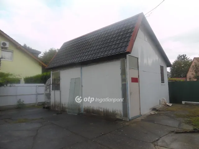 Eladó ház Budapest II. kerület, Széphalom 343 nm