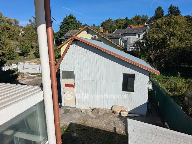 Eladó ház Budapest II. kerület, Széphalom 343 nm