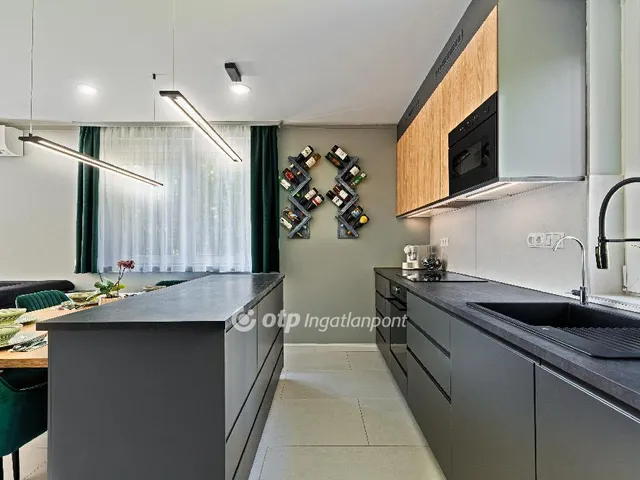 Eladó lakás Budapest II. kerület, Törökvész 104 nm