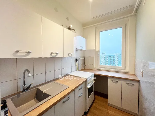 Eladó lakás Budapest III. kerület, Békásmegyer 56 nm