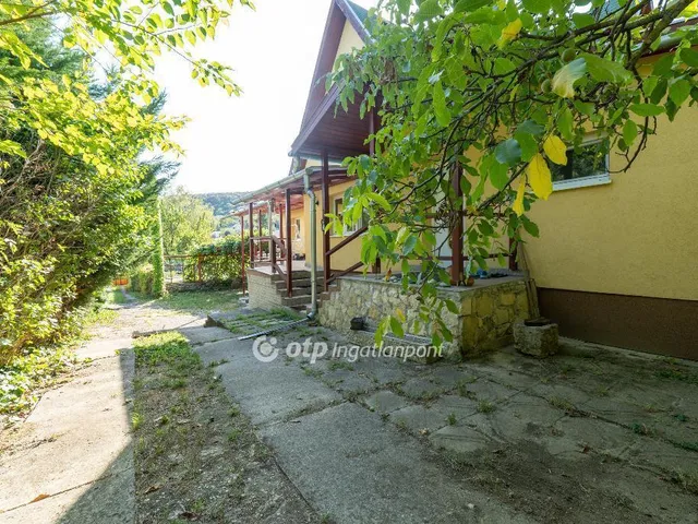 Eladó ház Budapest III. kerület 203 nm