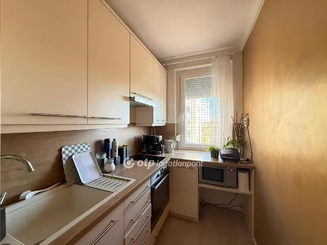 Eladó lakás Budapest III. kerület, Római-part 49 nm