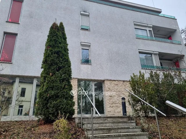 Eladó lakás Budapest II. kerület, Rózsadomb 82 nm