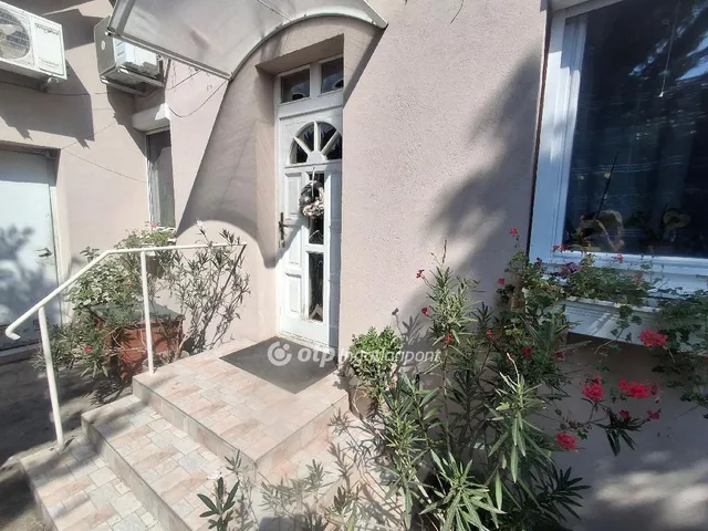 Eladó ház Budapest III. kerület, Csillaghegy 90 nm