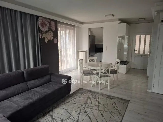 Eladó lakás Budapest III. kerület, Mátyáshegy 140 nm