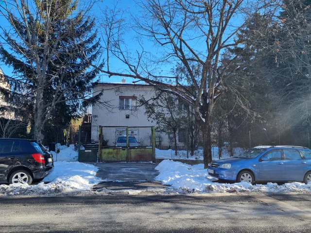 Eladó ház Budapest III. kerület, Újlak III. ker., Szépvölgyi út 101. 192 nm