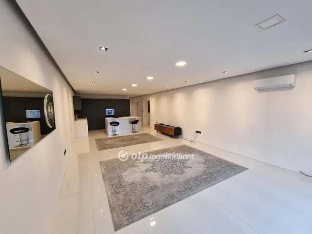 Kiadó lakás Budapest III. kerület, Mátyáshegy 155 nm