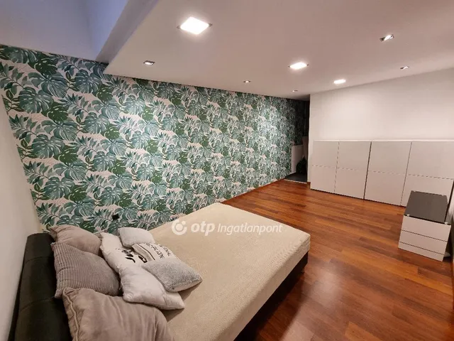 Kiadó lakás Budapest III. kerület, Mátyáshegy 155 nm