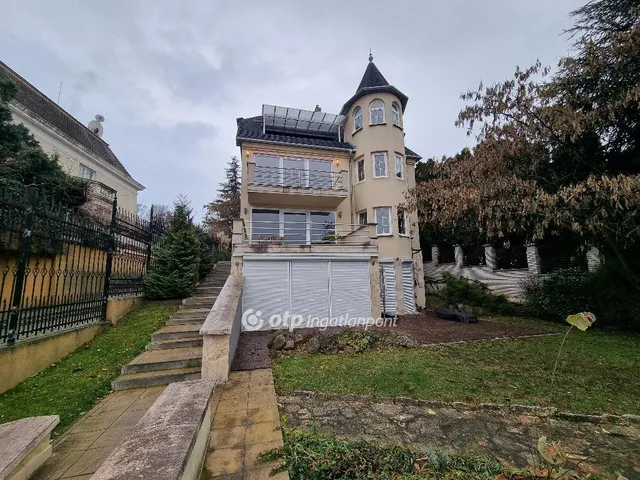 Kiadó lakás Budapest III. kerület, Mátyáshegy 155 nm