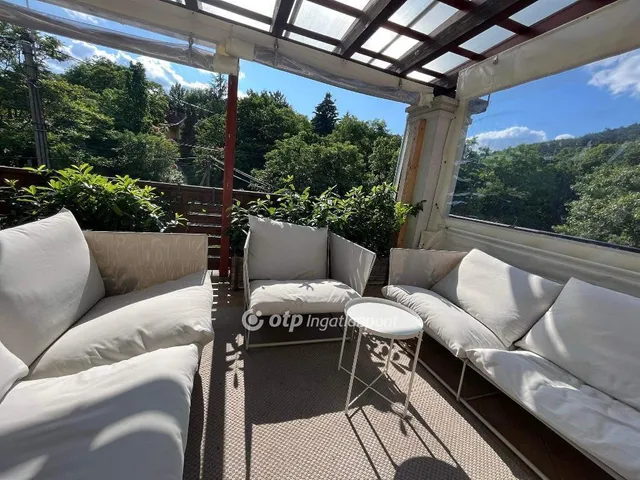 Eladó lakás Budapest III. kerület 140 nm