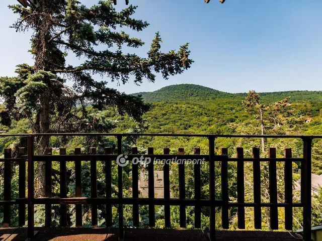 Eladó lakás Budapest II. kerület, Hárshegy 96 nm