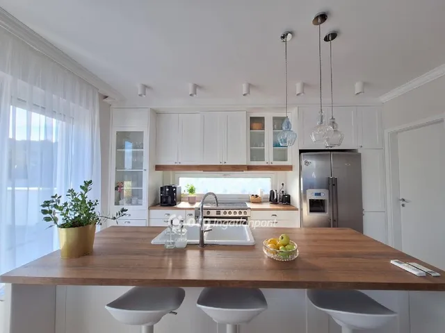 Eladó lakás Szentendre 113 nm