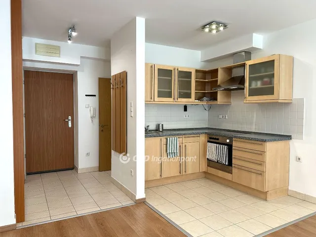 Eladó lakás Budapest III. kerület 54 nm