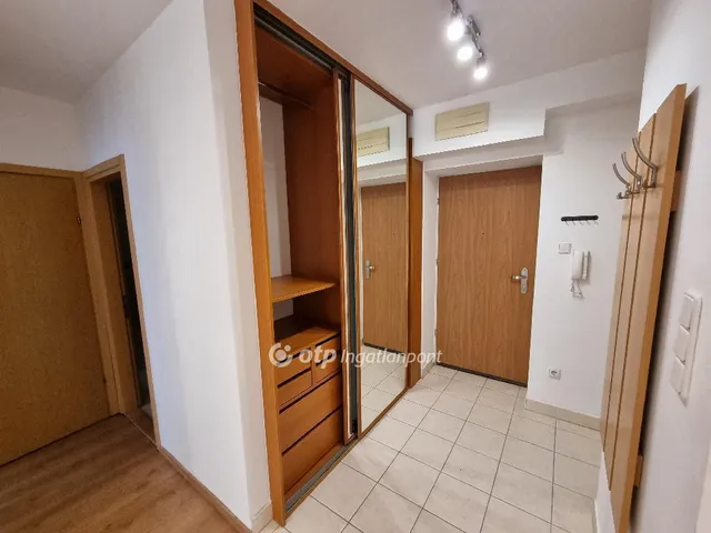 Eladó lakás Budapest III. kerület 54 nm