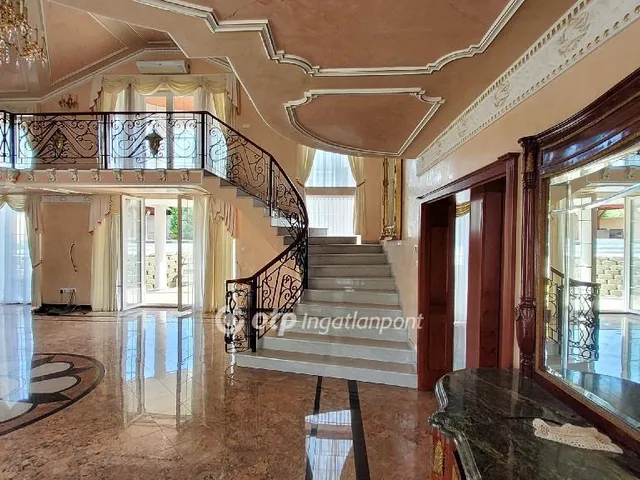 Eladó ház Budapest III. kerület 322 nm