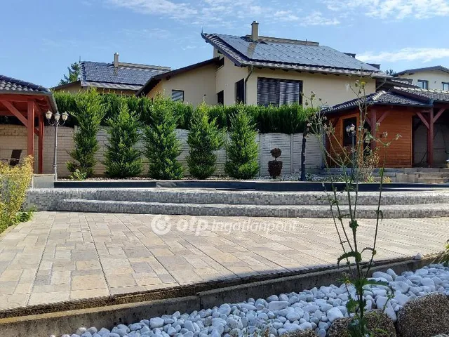 Eladó ház Budapest III. kerület 322 nm