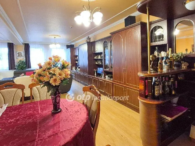 Eladó ház Budapest XIII. kerület, Angyalföld 674 nm