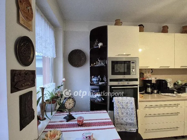 Eladó ház Budapest XIII. kerület, Angyalföld 674 nm