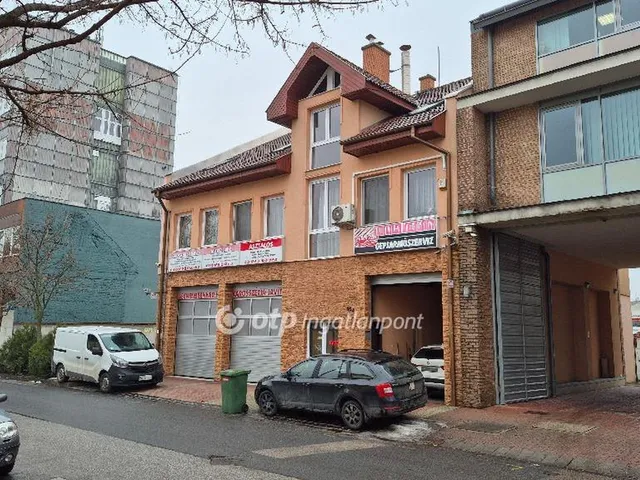 Eladó ház Budapest XIII. kerület, Angyalföld 674 nm