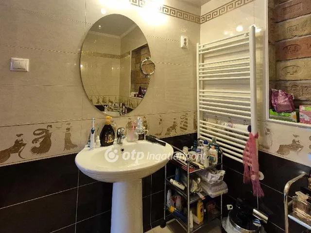 Eladó ház Budapest XIII. kerület, Angyalföld 674 nm