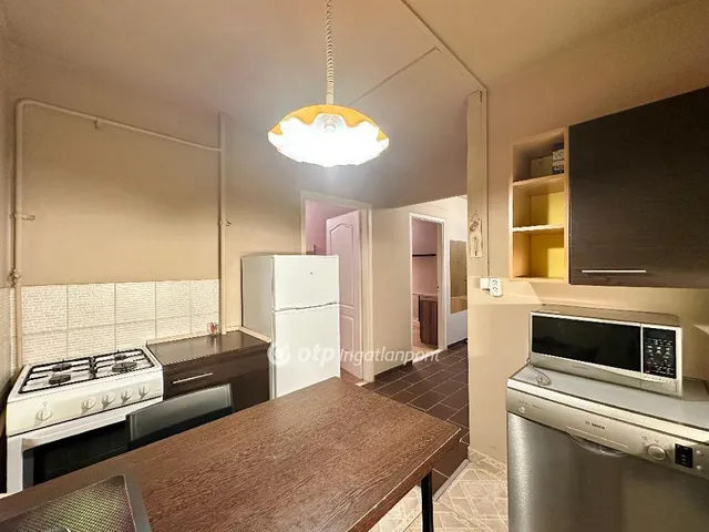 Eladó lakás Budapest III. kerület 52 nm