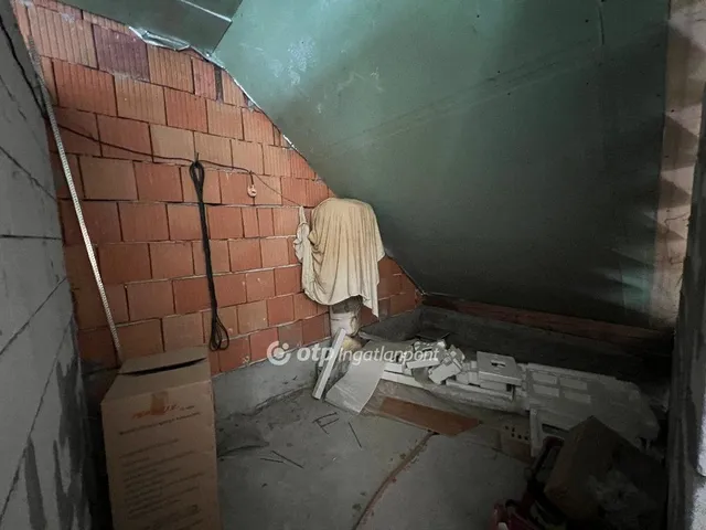 Eladó ház Budapest III. kerület, Csillaghegy 120 nm